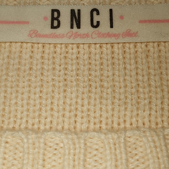 Boundless North BNCI Cable Knit Sweater - Picture 13 of 13